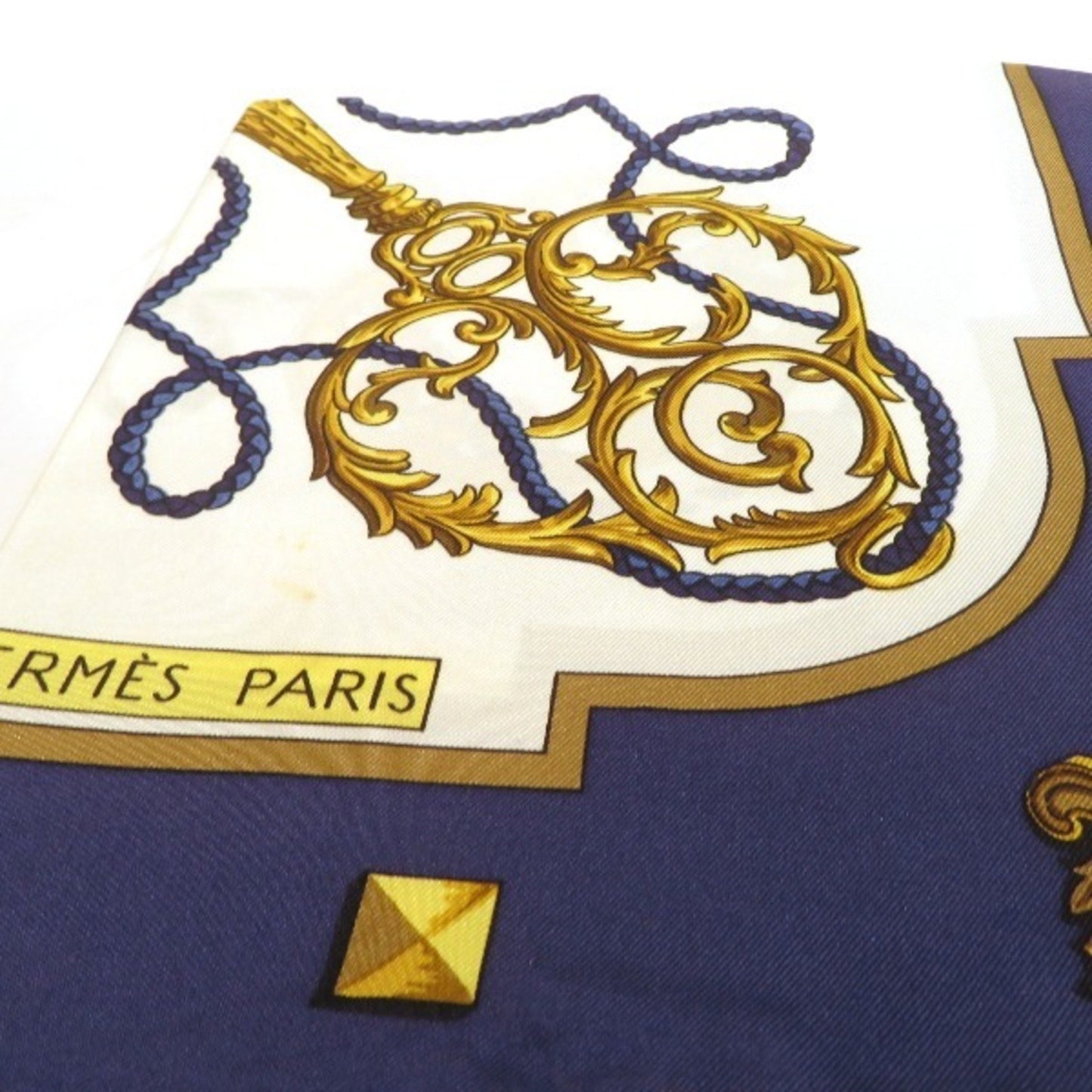 Hermes Carr 90 Key Motif Large Scarf/Muffler For Women