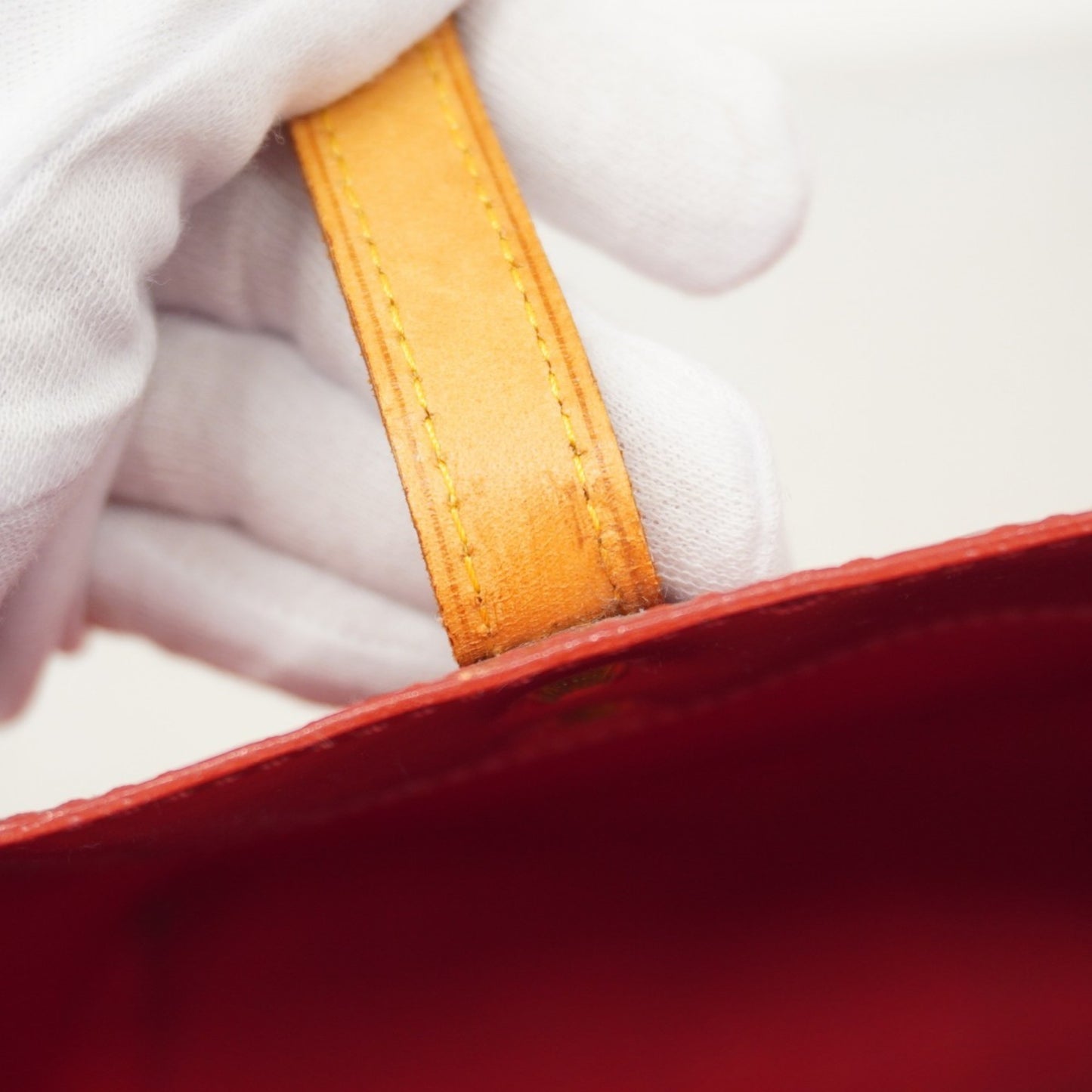 Louis Vuitton Vernis Reed Pm Handbag M91088 Rouge