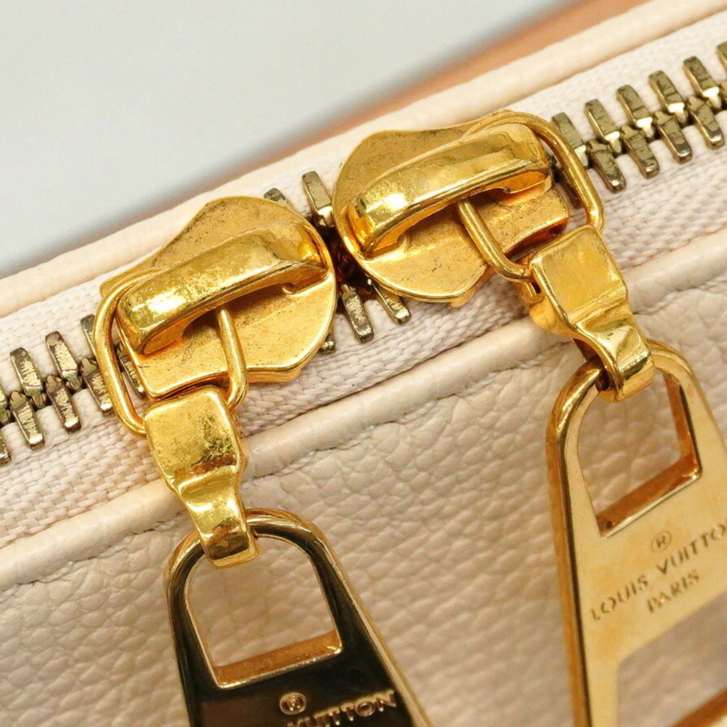 Louis Vuitton Monogram Empreinte V Tote Mm Beige Rose Creme 2-Way Bag