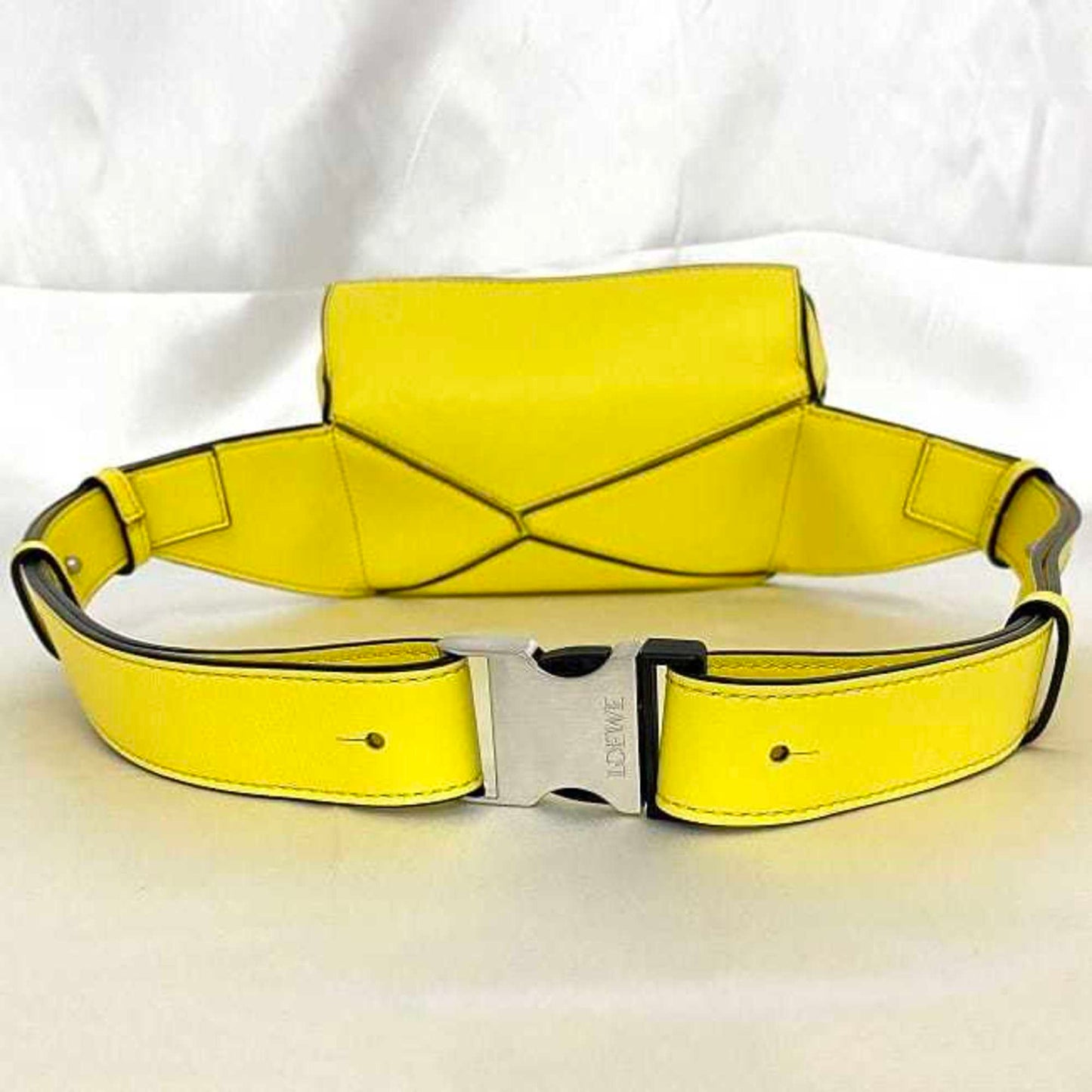 Loewe Body Bag Bum Yellow Puzzle B510Vg89X02 F-20616 Crossbody Leather Waist Pouch Compact Belt