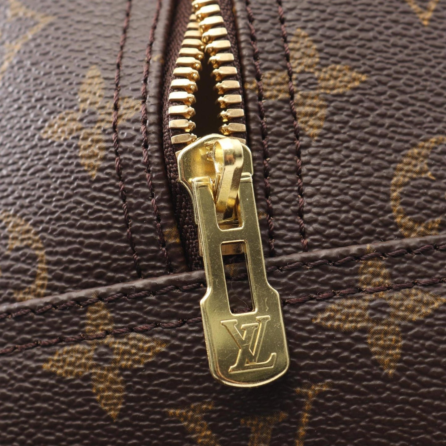Louis Vuitton Deauville Bowling Vanity Handbag In Coated Canvas And Leather With Monogram Design