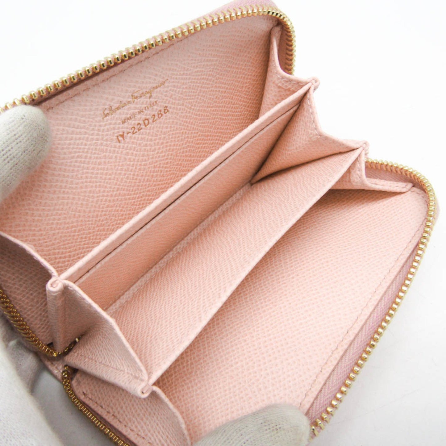 Salvatore Ferragamo Vara Iy-22D288 Leather Card Case Light Pink