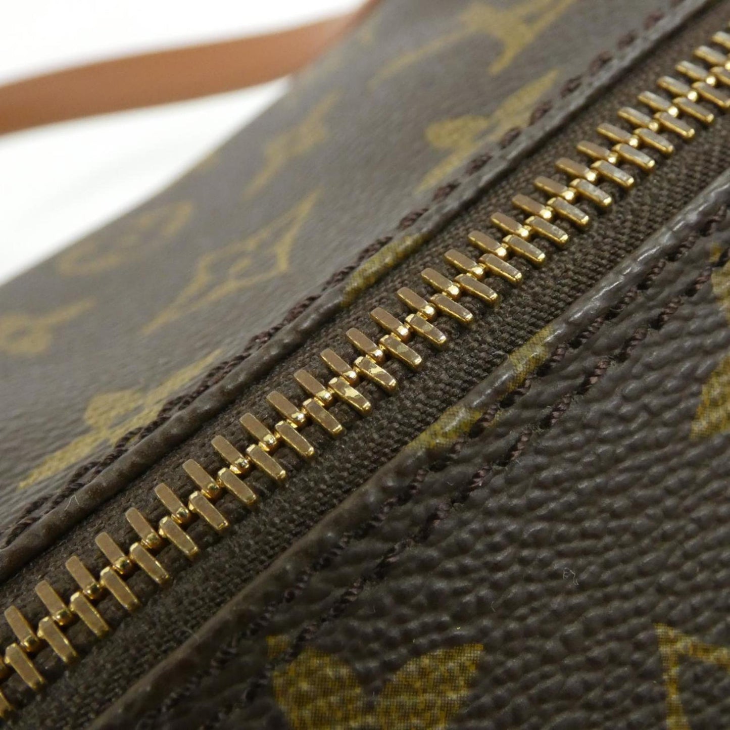 Louis Vuitton Monogram Papillon 30Cm Handbag M51365