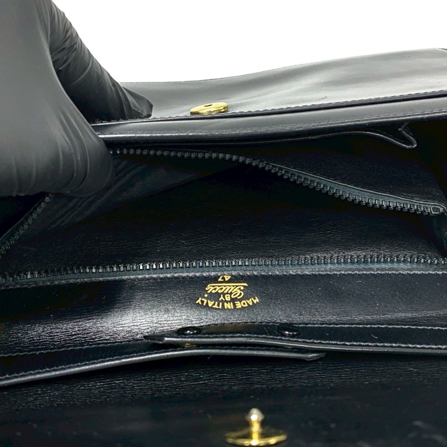 Gucci Vintage Gg Logo Hardware Leather Shoulder Bag/Clutch Bag Black 80100