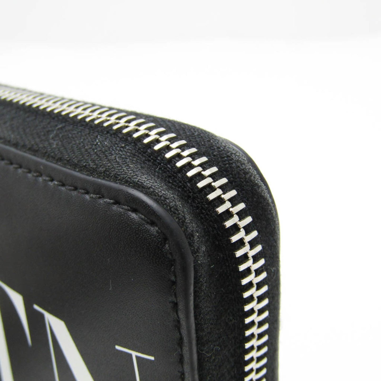 Valentino Garavani With Neck Strap Uy2P0R48Lvn Leather Card Case Black