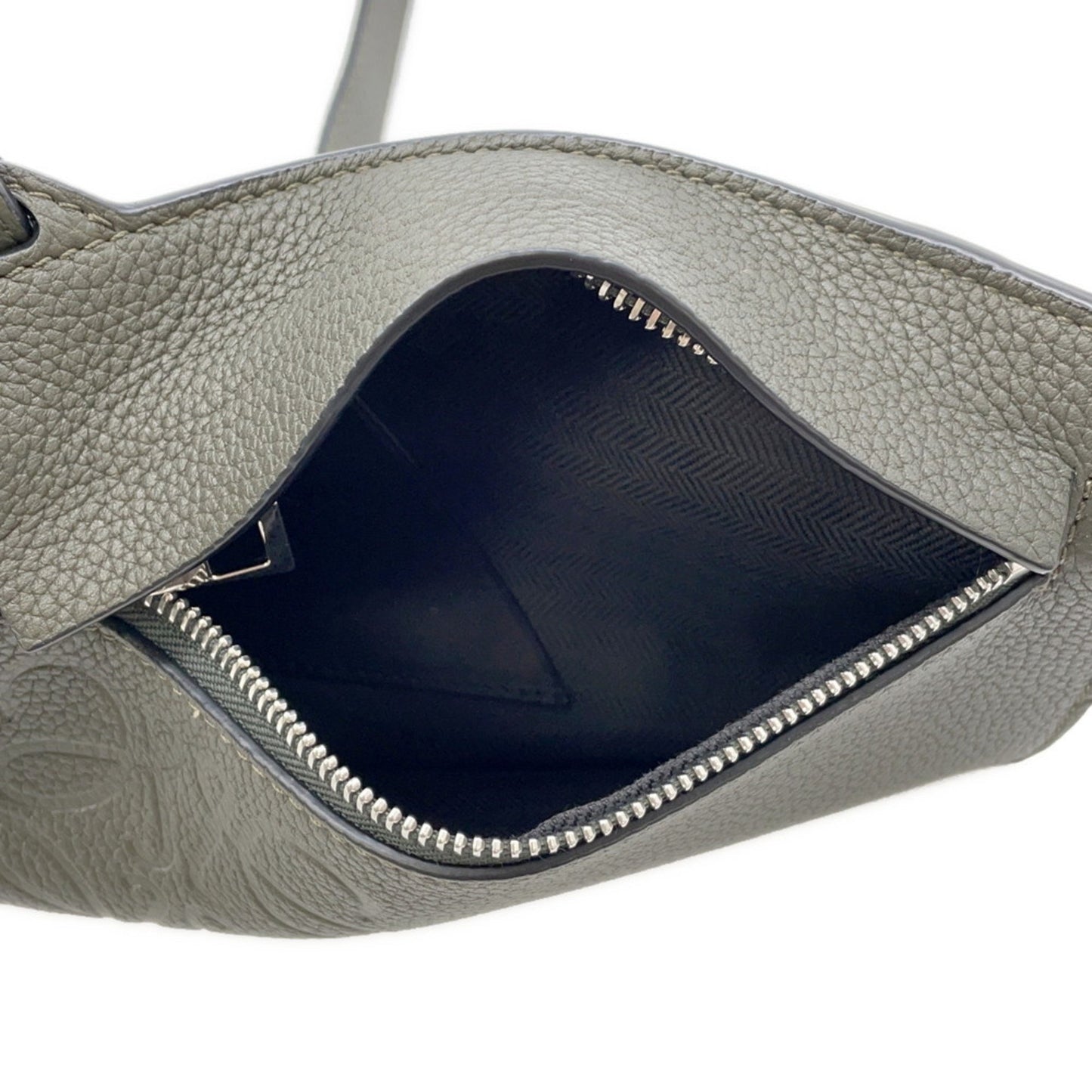 Loewe Body Bag Anagram Vertical T-Pocket Leather C500P02X02