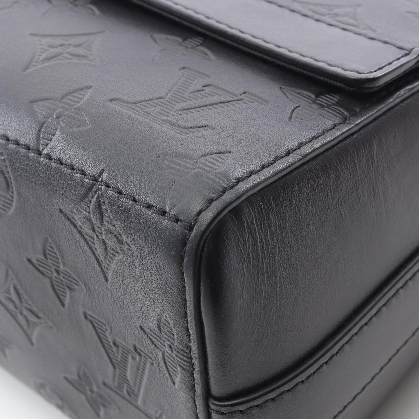 Louis Vuitton Sprinter Messenger Shoulder Bag In Monogram Shadow Leather