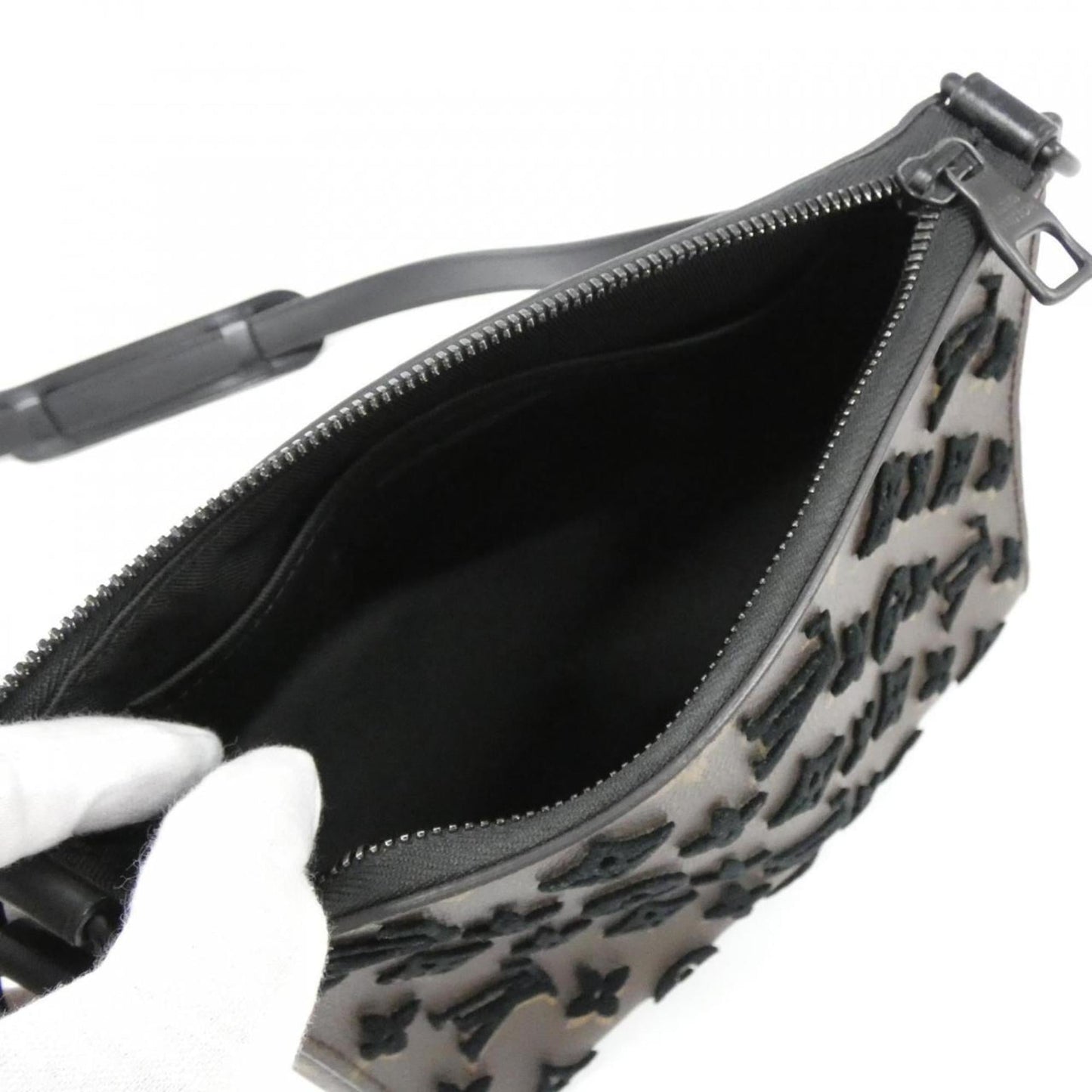 Canvas Louis Vuitton Shoulder Bag Coated