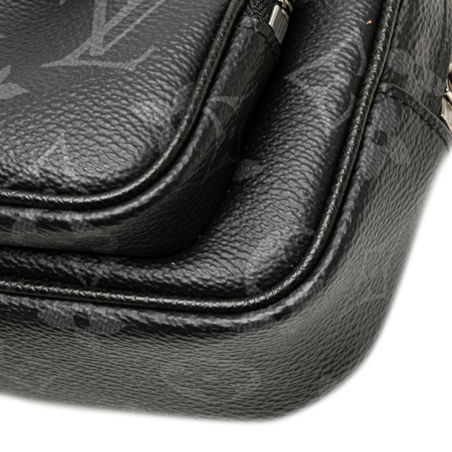 Louis Vuitton Monogram Eclipse Taiga Rama Outdoor Pochette M30755 Noir Black Leather
