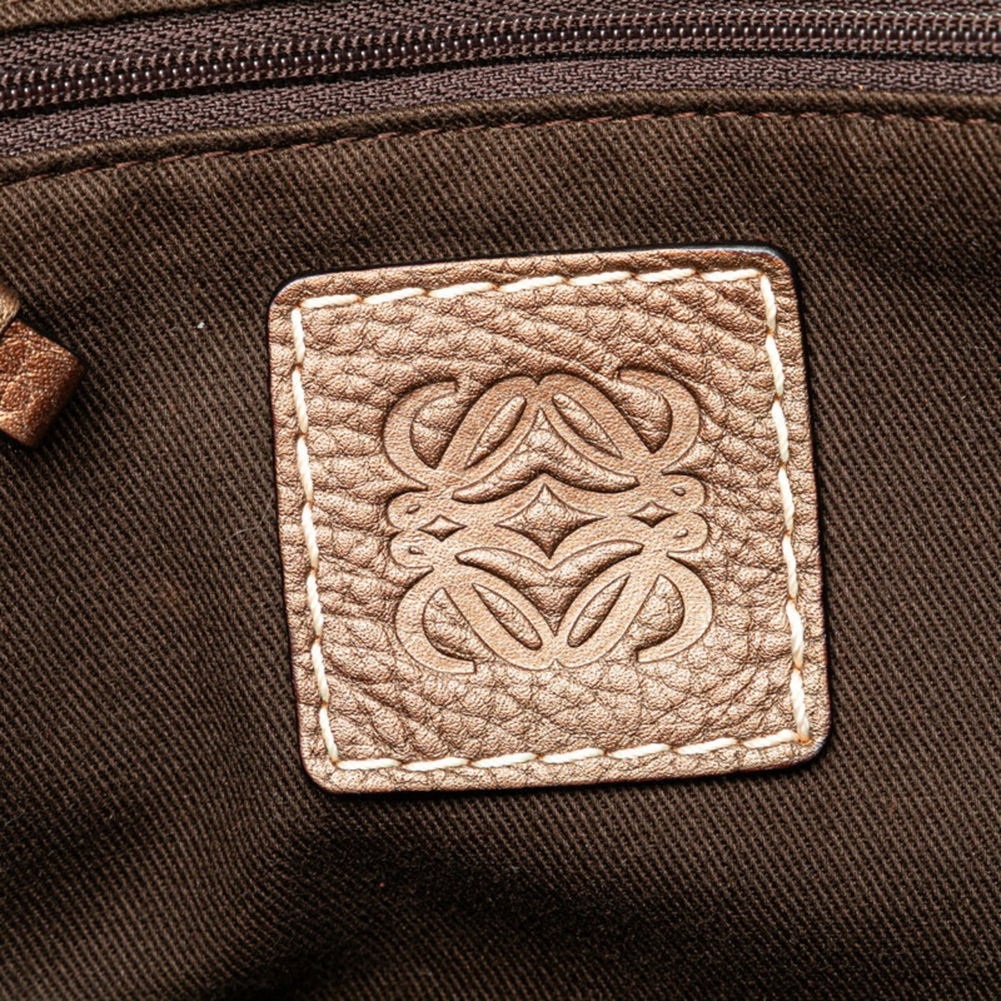 Loewe New Road Line Handbag In Beige