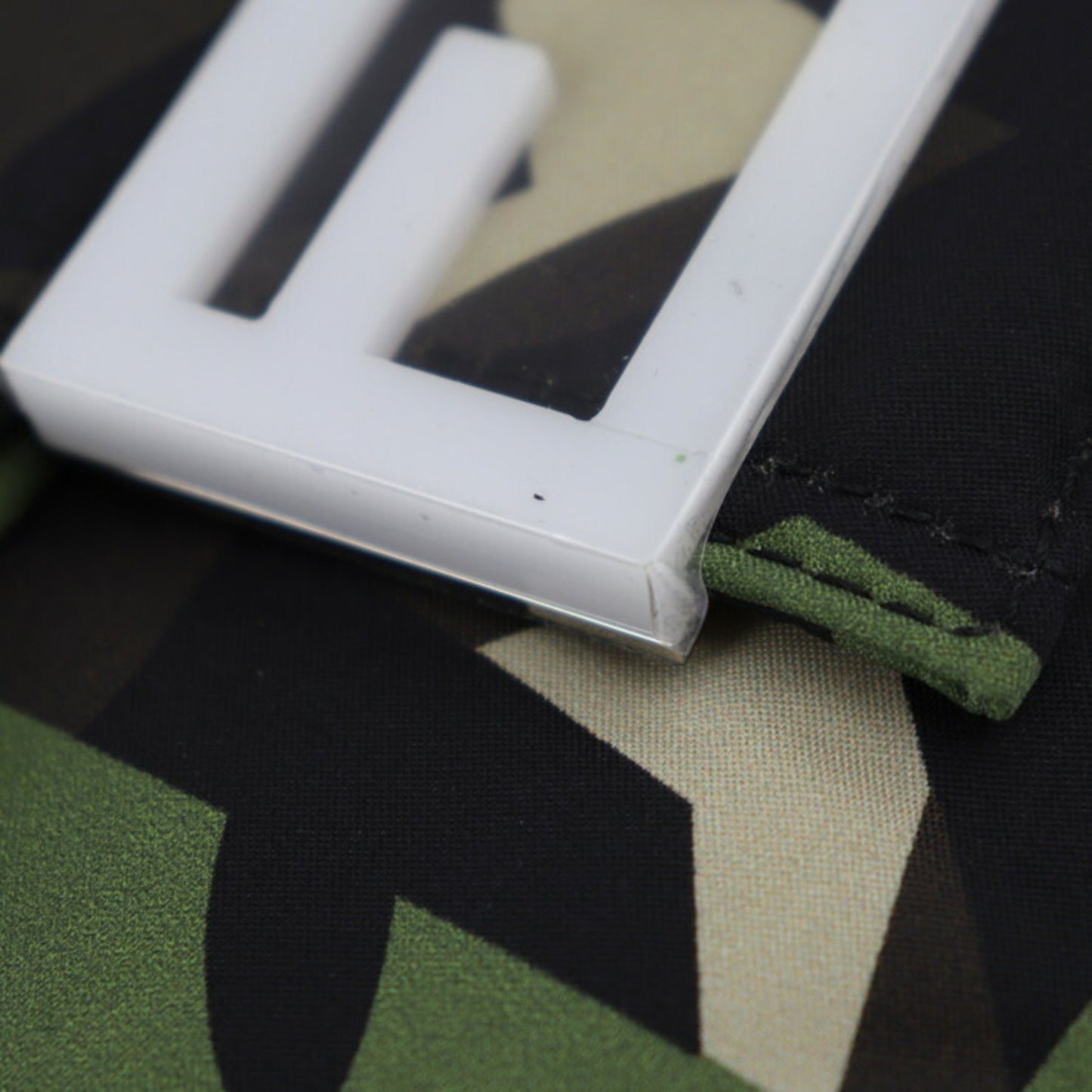Fendi Mamma Bucket Camouflage Shoulder Bag 7V72 Nylon Leather Green Beige Black Waist Clutch 3Way