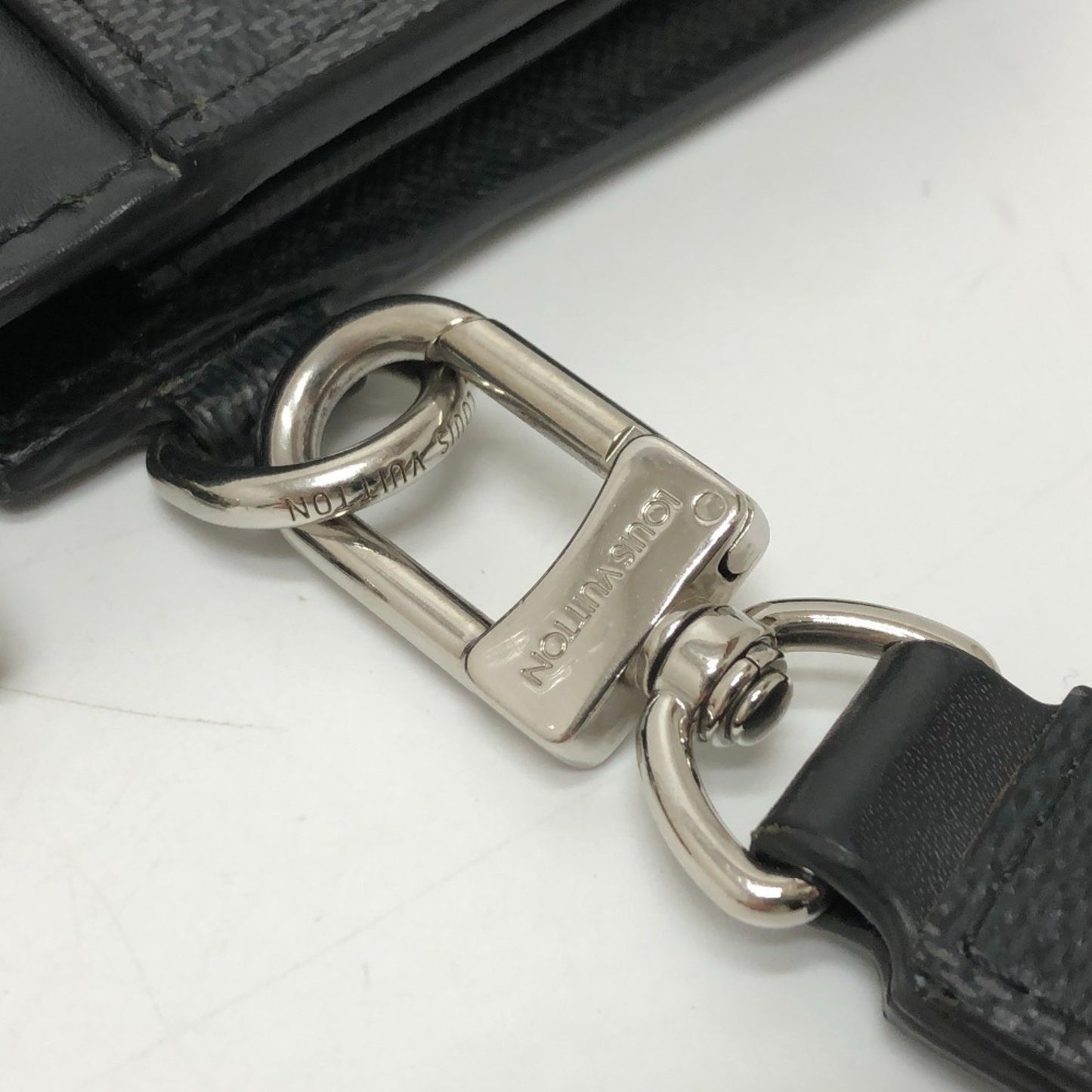 Louis Vuitton N60379 Damier Graphite Zippy Dragonne L-Shaped Long Wallet With Strap