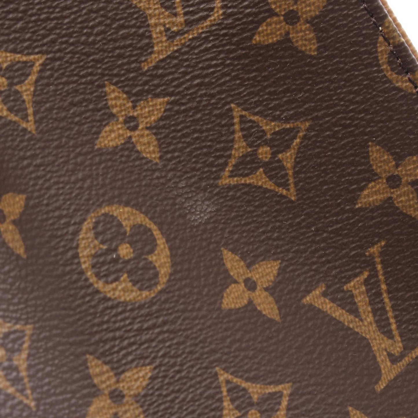Louis Vuitton On The Go Mm Tote Bag In Coated Canvas And Leather With Monogram Giant Reverse Pattern