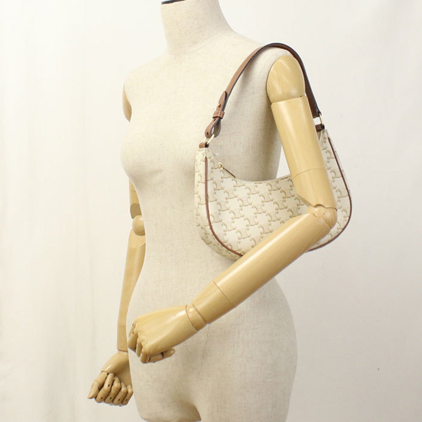 Celine Celine One-Shoulder Shoulder Bag