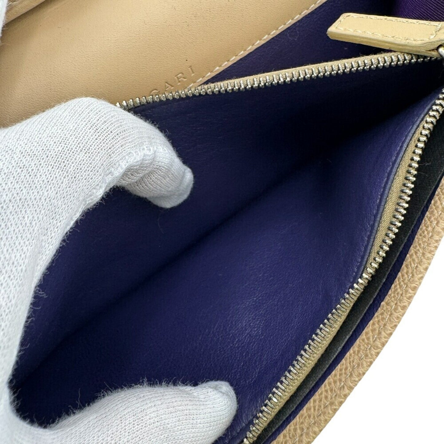 Bvlgari B.Zero1 Circle Clip Bifold Long Wallet Beige