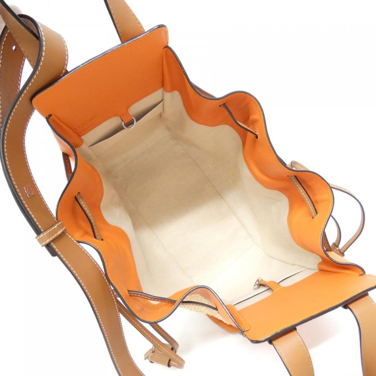 Loewe Paula'S Hammock Drawstring Medium 330 33 V06 Shoulder Bag