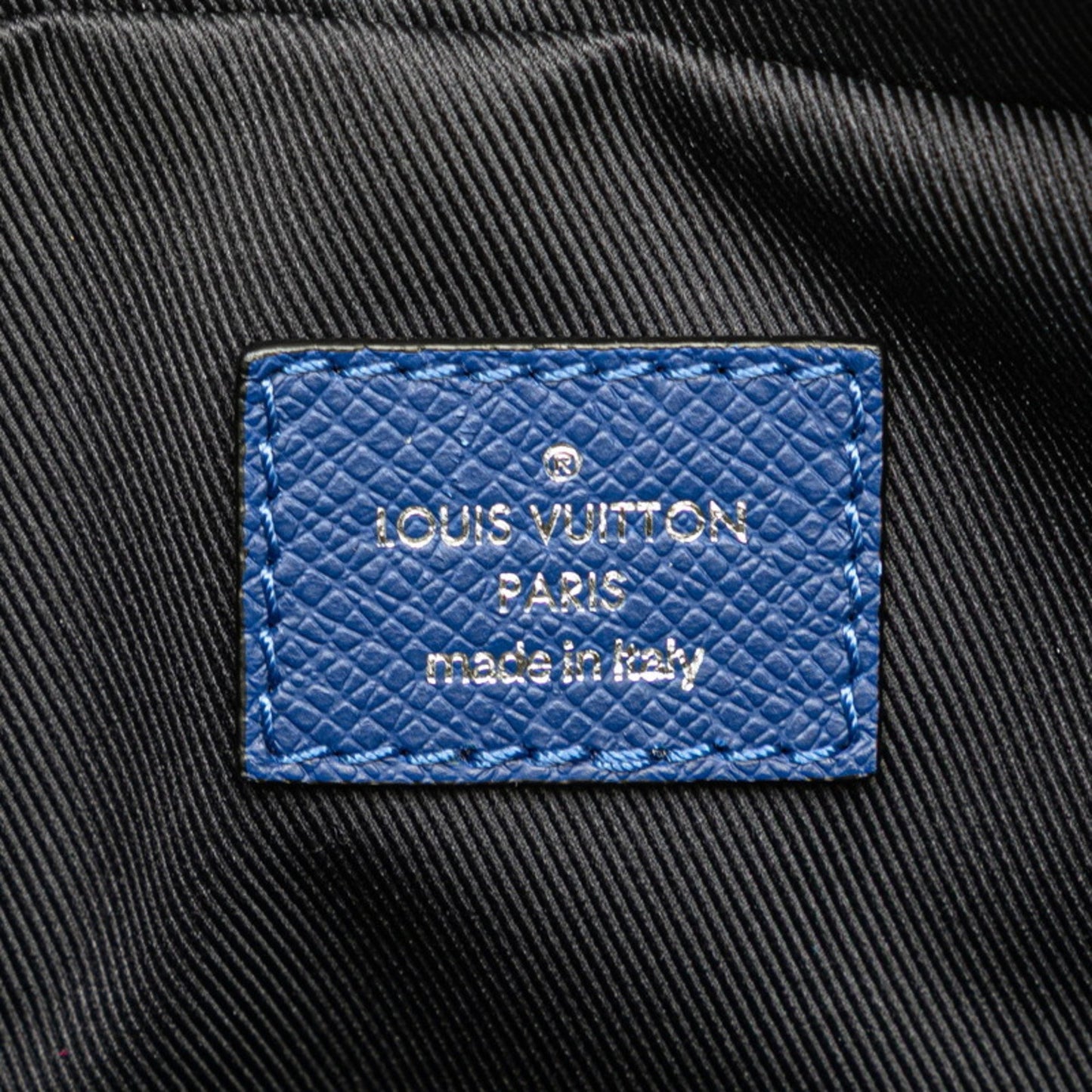 Louis Vuitton Taiga Bum Bag