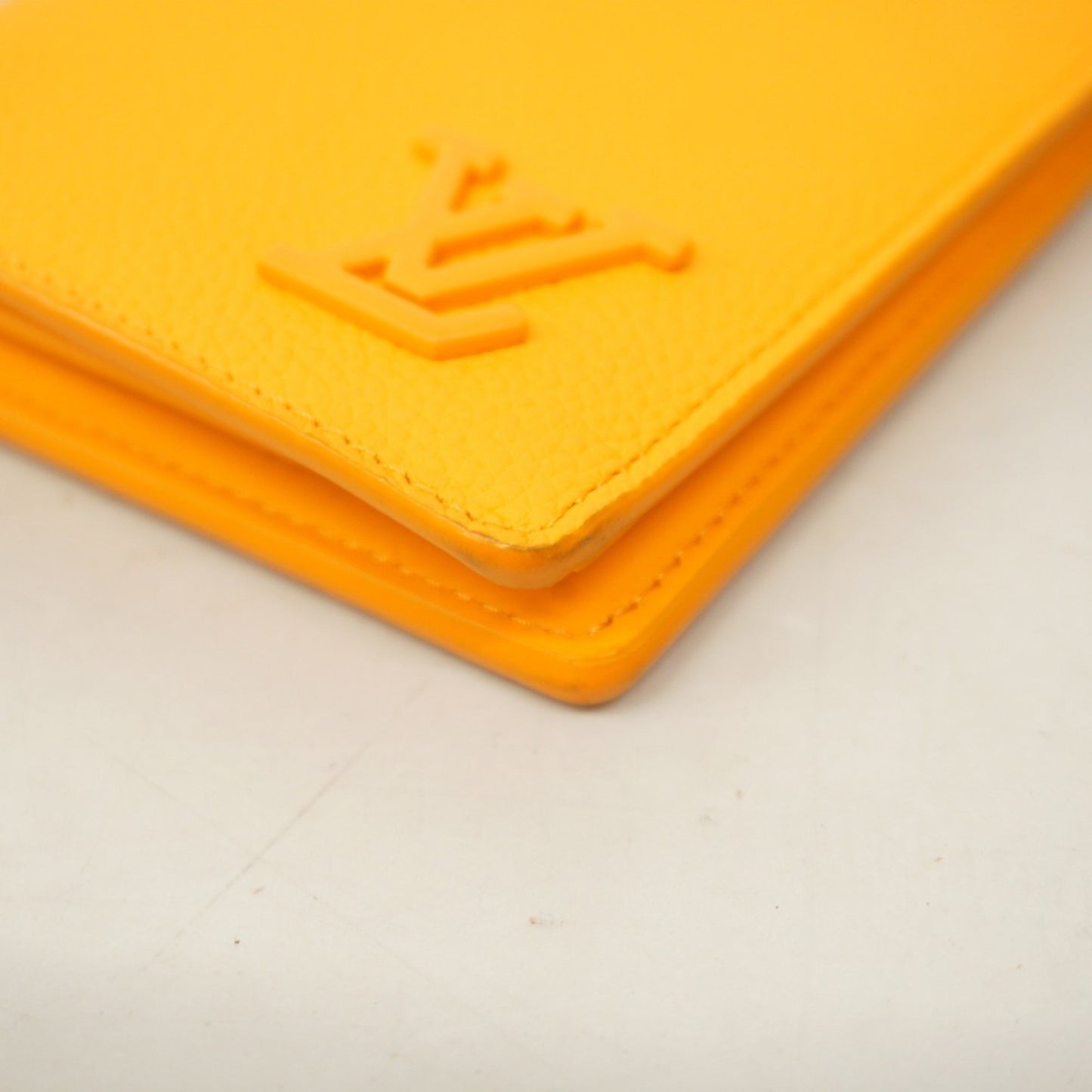 Louis Vuitton Long Wallet Lv Aerogramme Portefeuille Brazza Nm M81811 Saffron