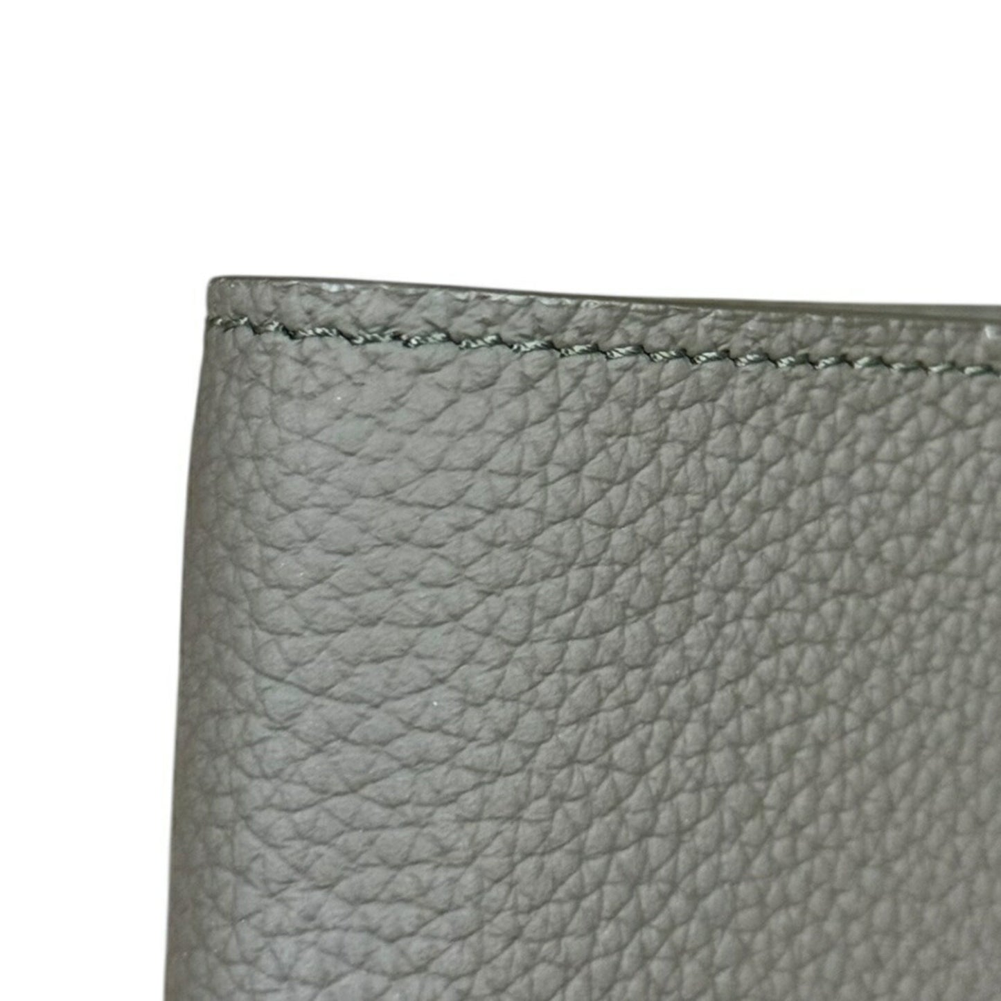 Louis Vuitton Portefeuille Multiple Aerogram Bi-Fold Wallet Leather M81734