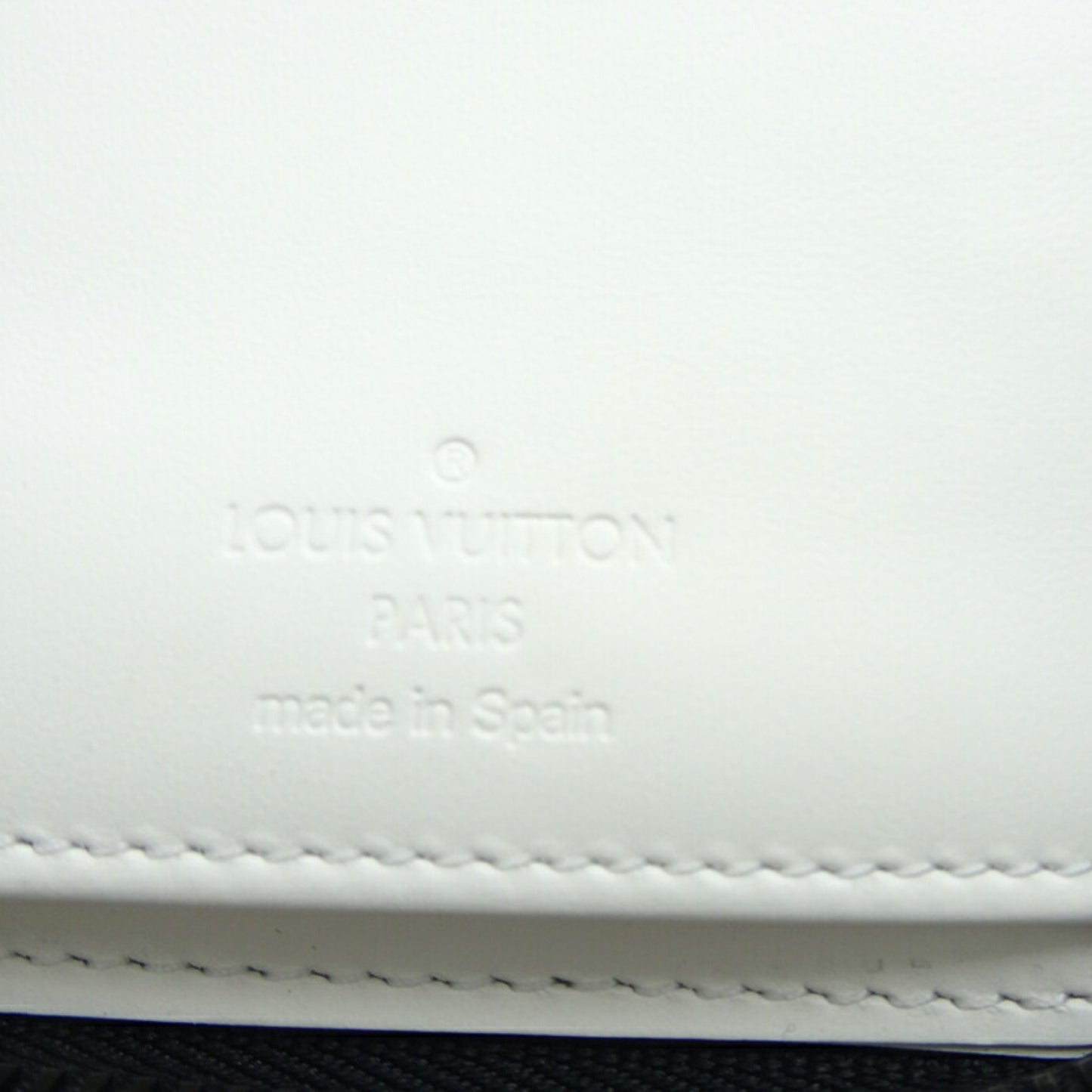 Louis Vuitton Zippy Wallet Vertical