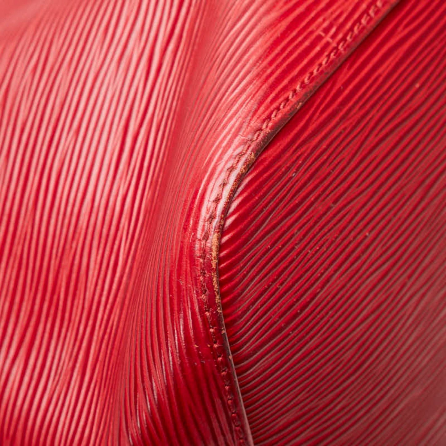 Louis Vuitton Epi Petit Noe Shoulder Bag M44107 Castilian Red Leather