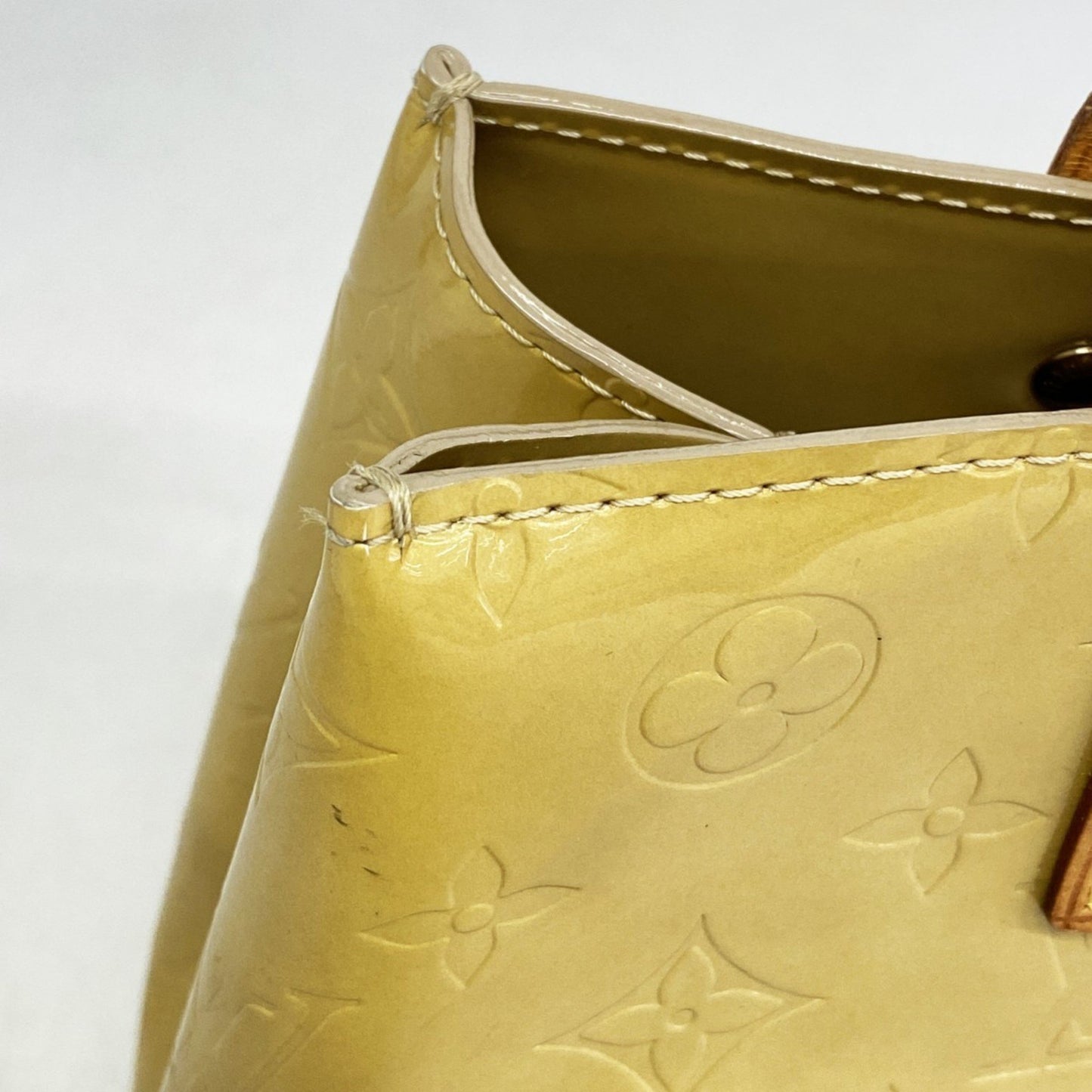 Louis Vuitton Vernis Reed Pm Handbag M91144 Beige