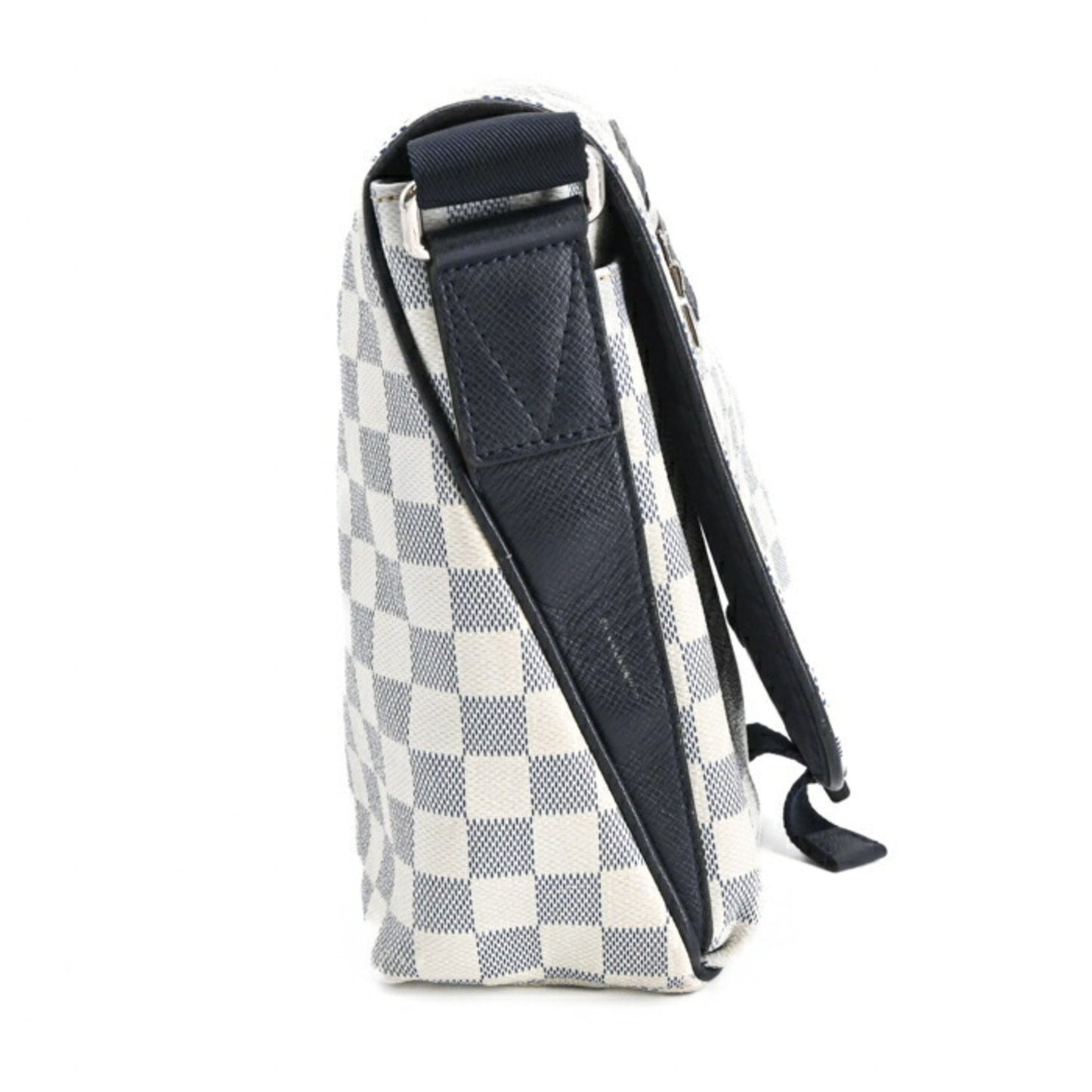 Louis Vuitton Damier Chance Matchpoint Shoulder Bag In White And Navy