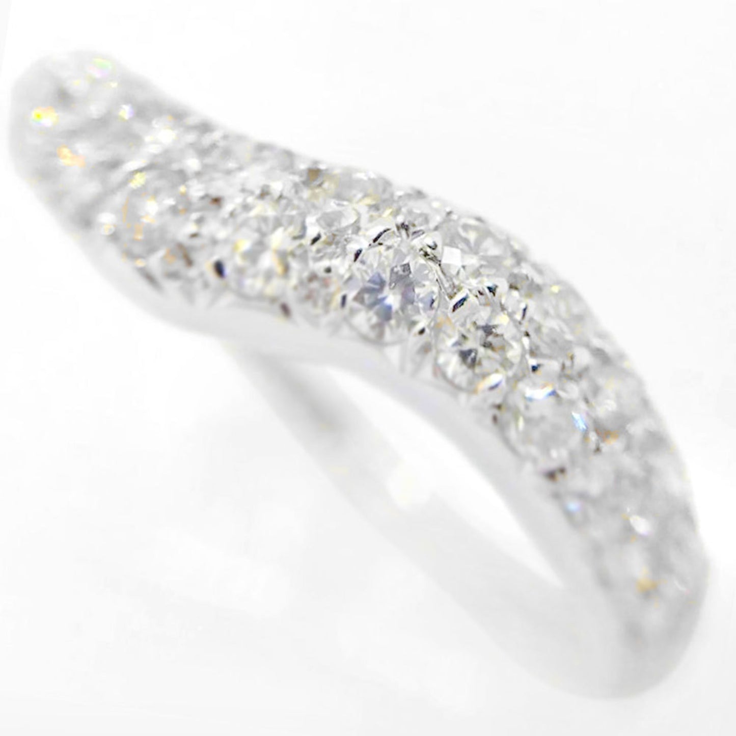Van Cleef & Arpels Pav Wave Ring