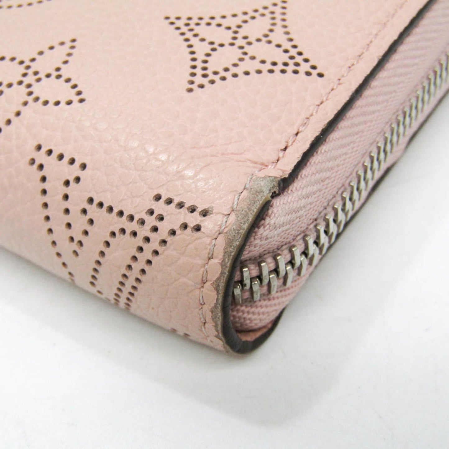 Louis Vuitton Mahina Zippy Wallet M61868