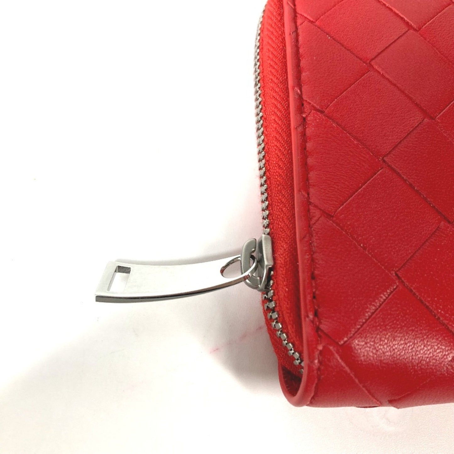 Bottega Veneta 593217 Long Wallet Zip Around Long Wallet Red