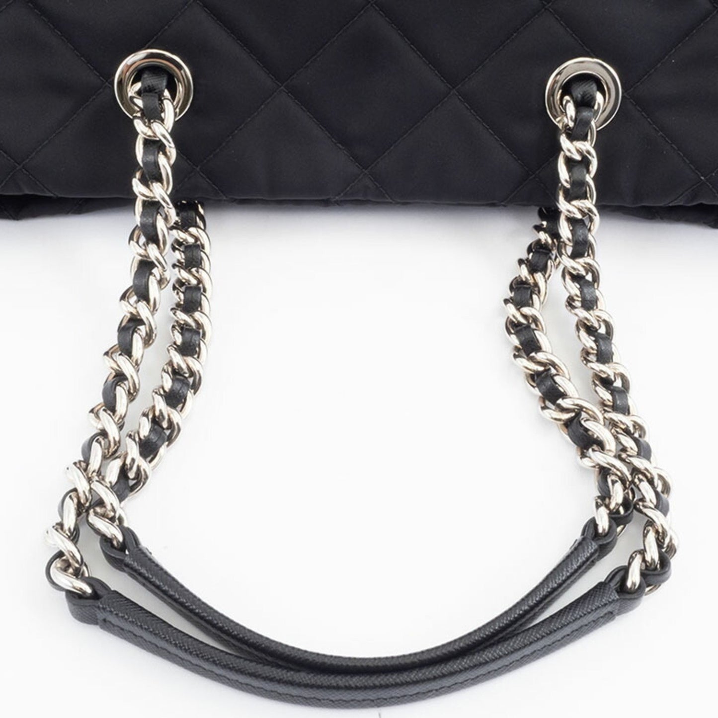 Prada Quilted Chain Tote Bag 1Bg740 Nylon | Leather Black