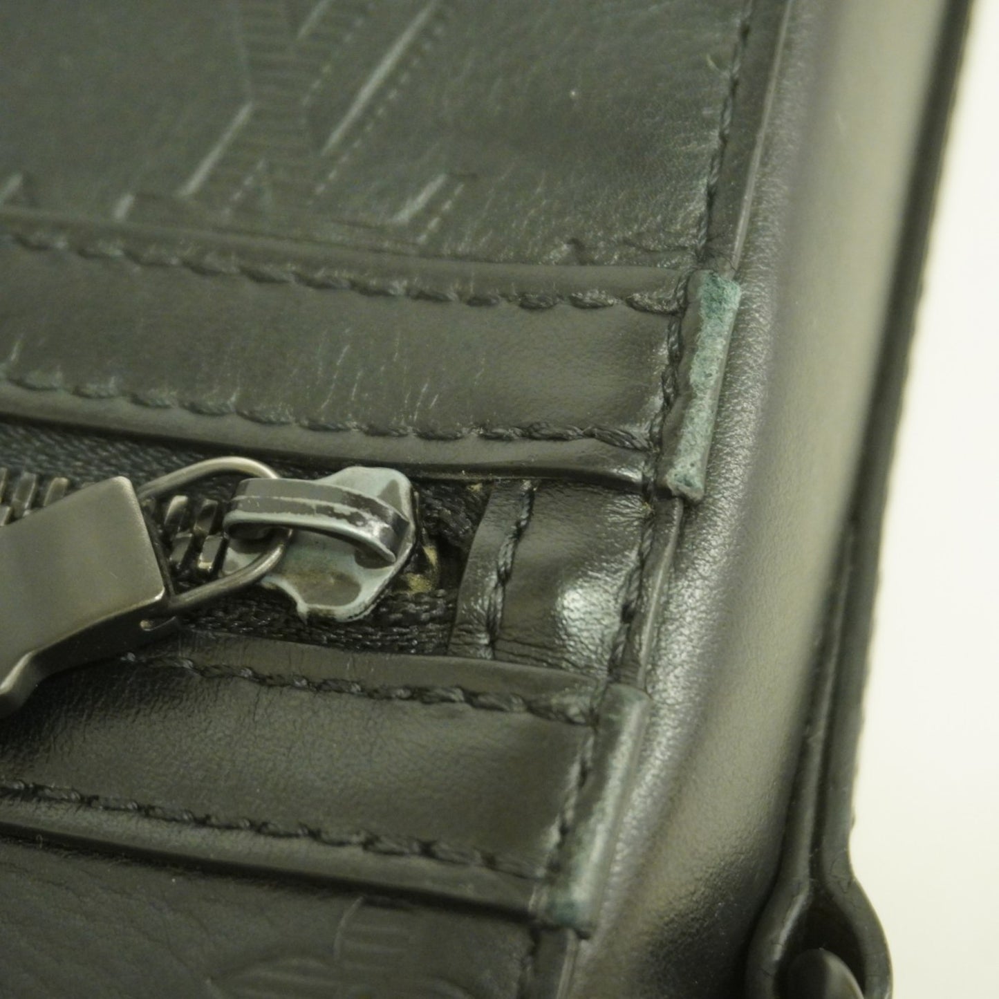 Louis Vuitton Monogram Shadow Sprinter Shoulder Bag M44729 Noir