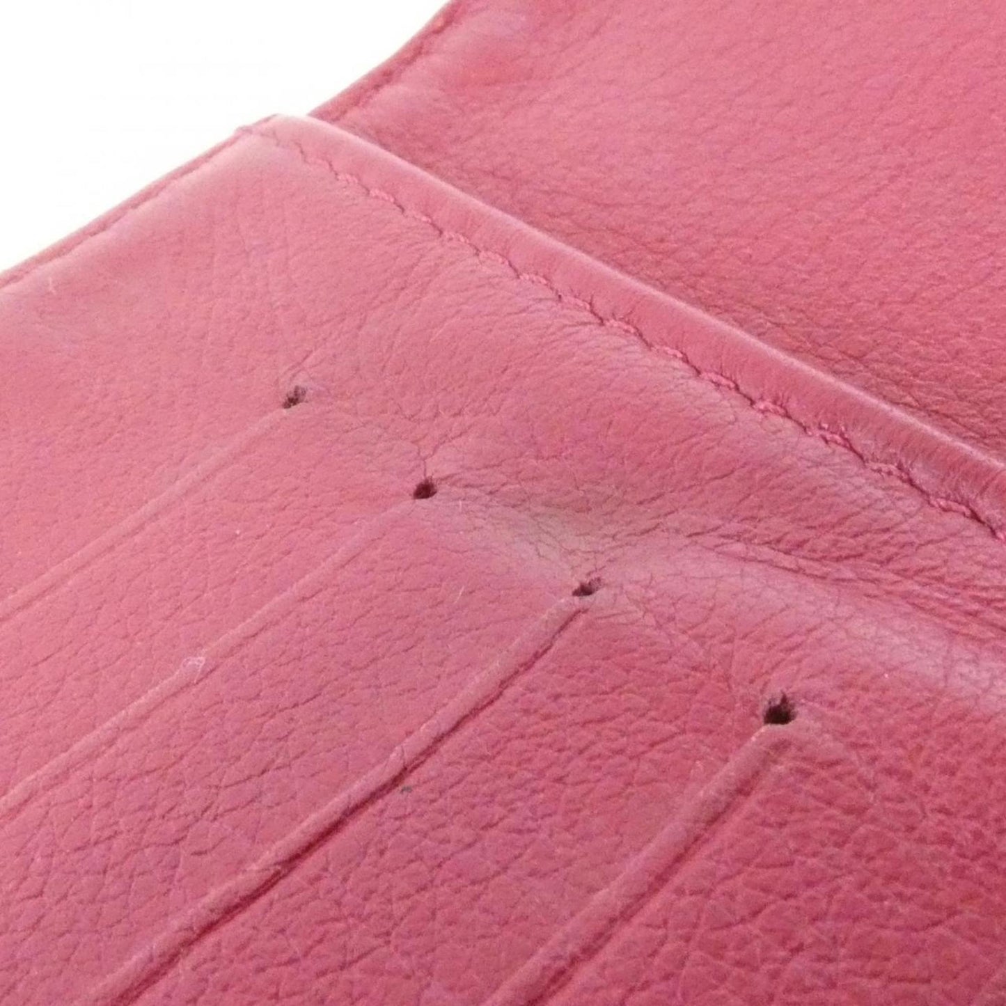 Louis Vuitton Mahina Portefeuille Amelia M58090 Wallet