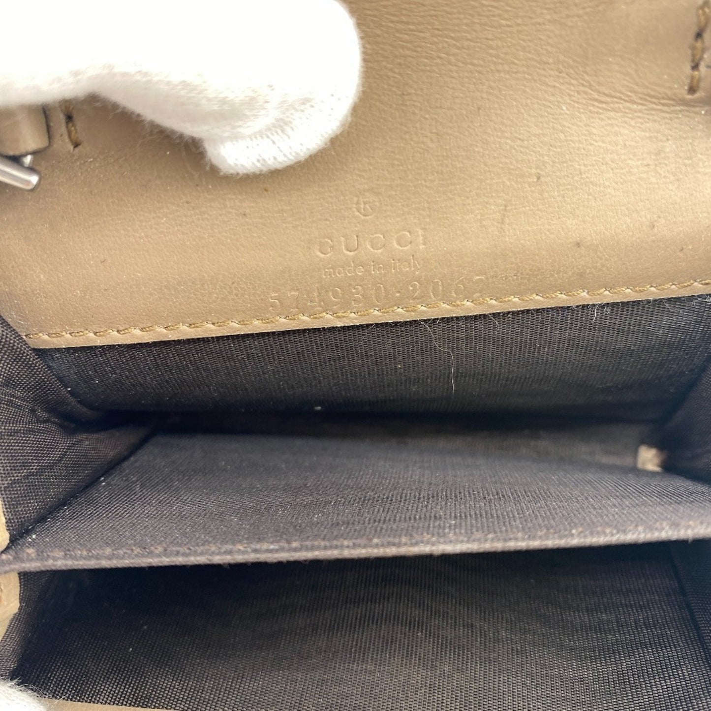 Gucci Gucci Chain Wallet Gg Supreme Bi-Fold Beige Z0013197