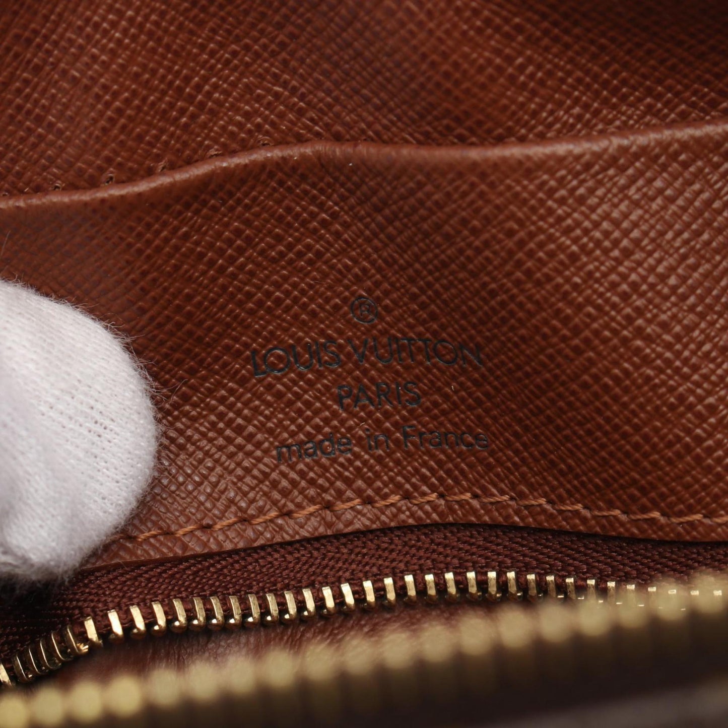 Louis Vuitton Nile Shoulder Bag Coated Canvas Leather Monogram