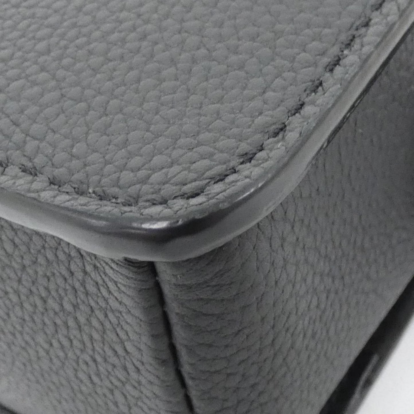 Louis Vuitton Lv Aerogram Fastline Wearable Wallet M82085 Shoulder Bag