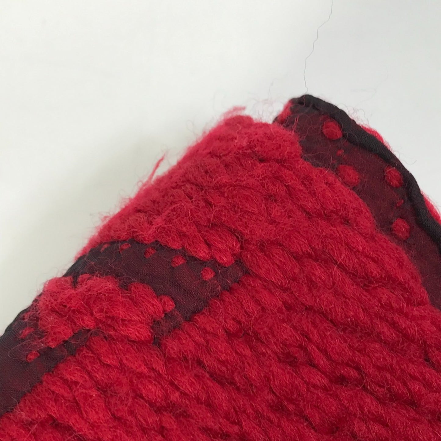 Louis Vuitton M72432 Fringe Scarf Red