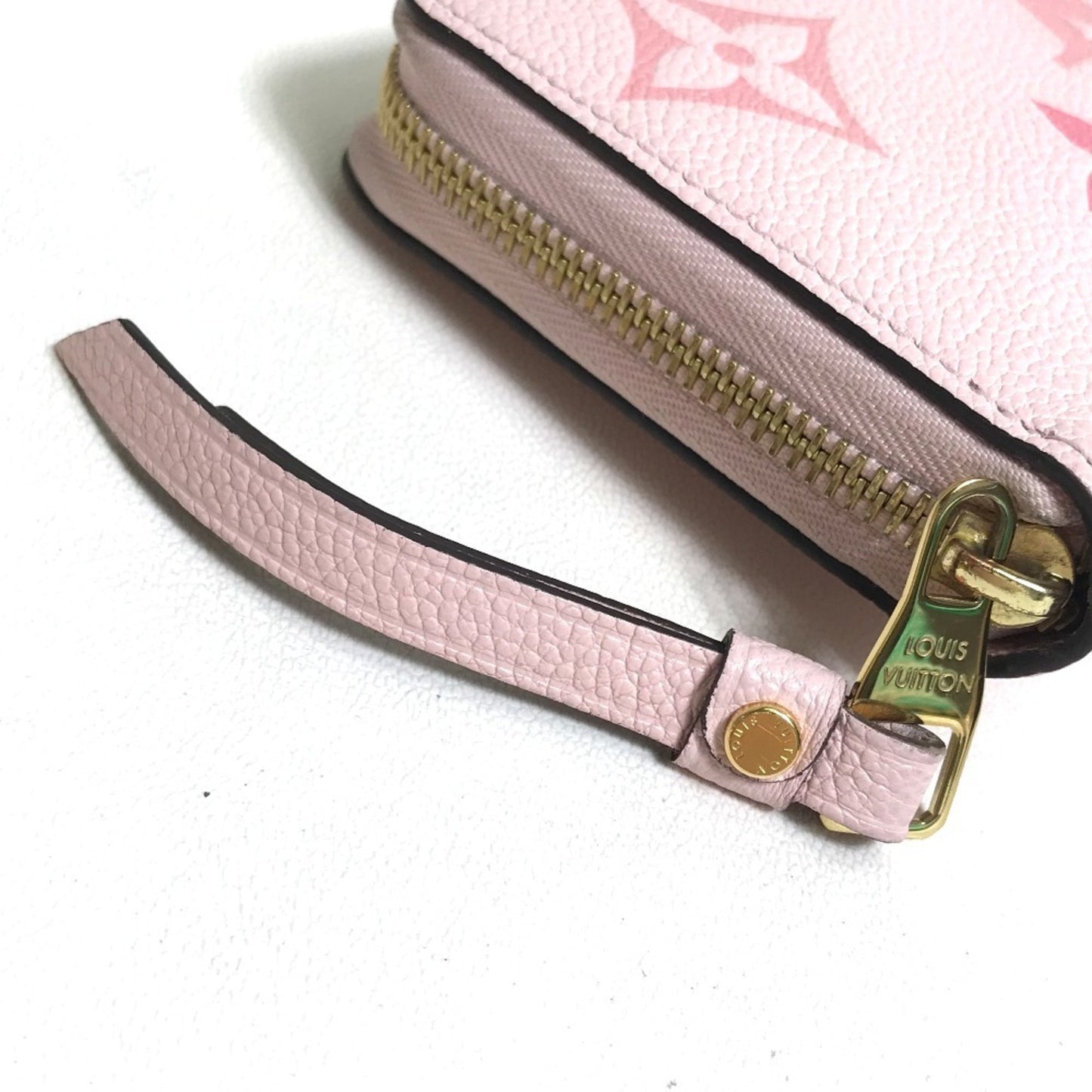 Louis Vuitton M80403 Monogram Empreinte By The Pool Zippy Wallet