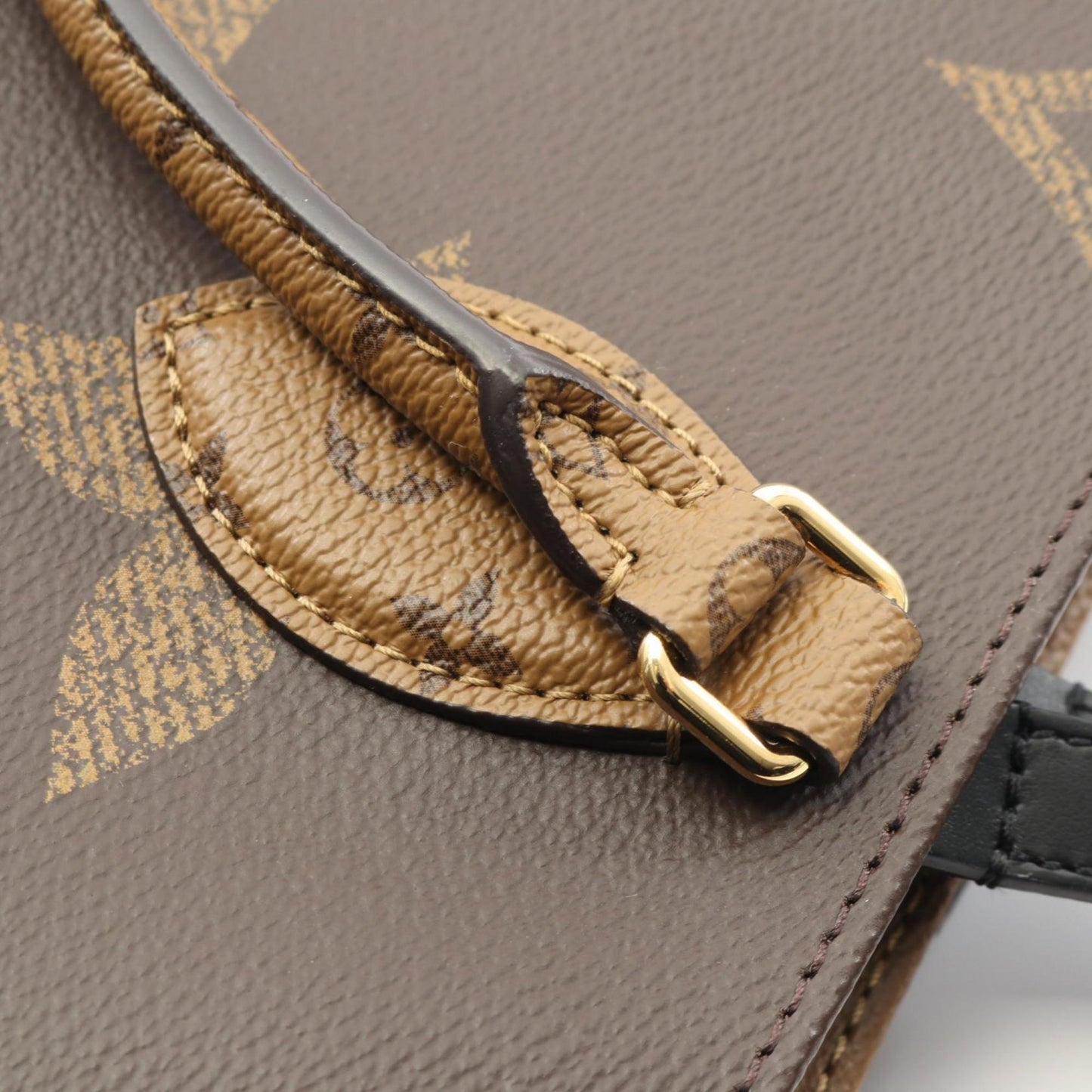 Louis Vuitton On The Go Mm Monogram Giant Reverse Tote Bag