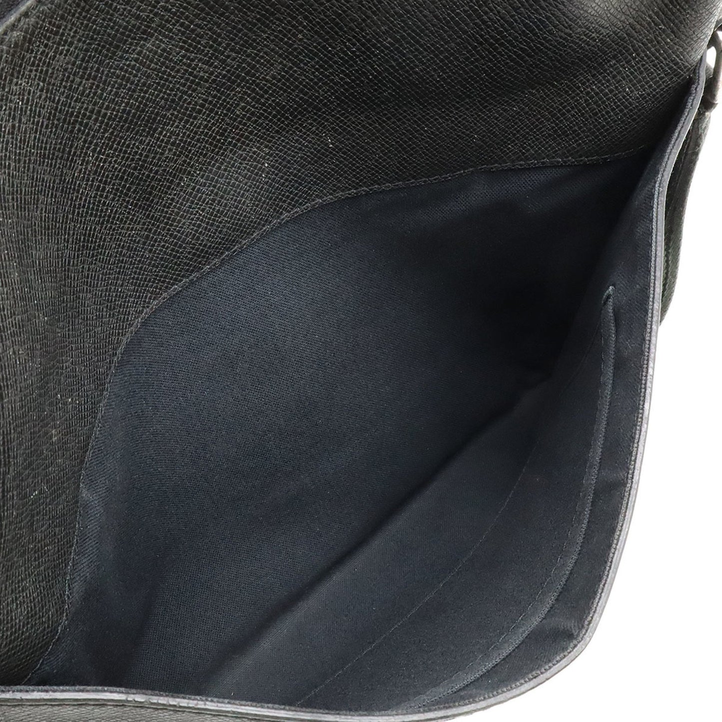 Louis Vuitton Taiga Grigori Pm Shoulder Bag