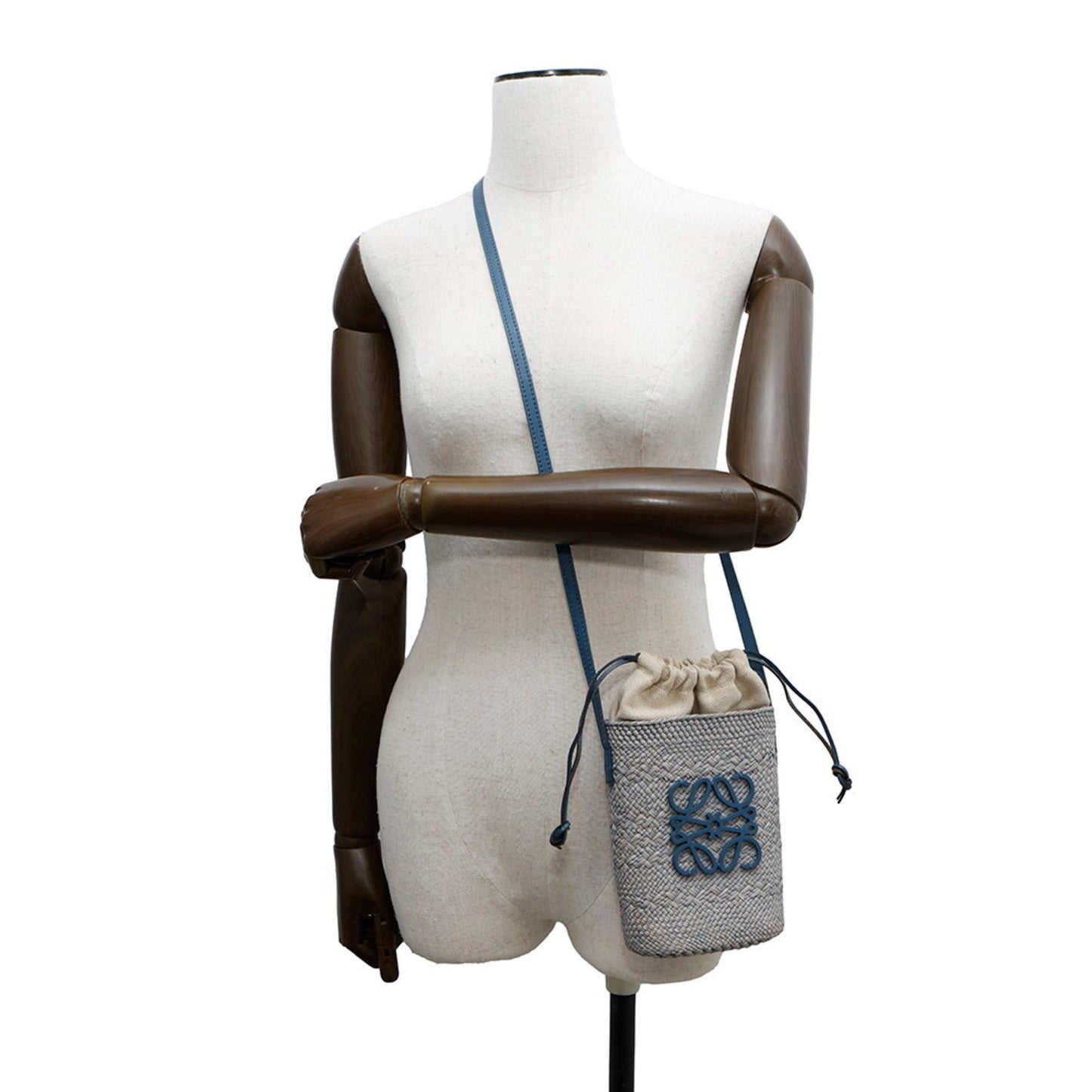 Loewe Square Pocket Shoulder Bag In Iraka Palm Calfskin Leather C630G35X01