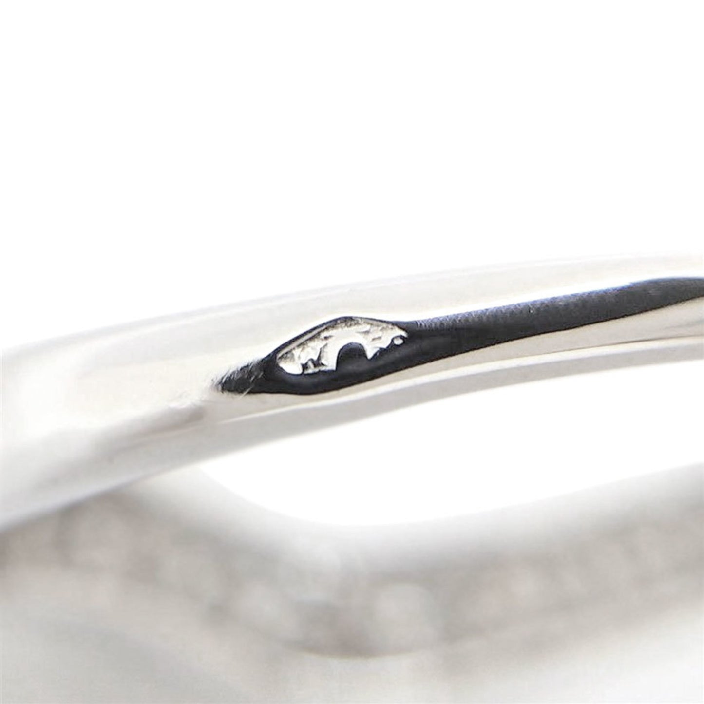 Van Cleef & Arpels Pav Wave Ring