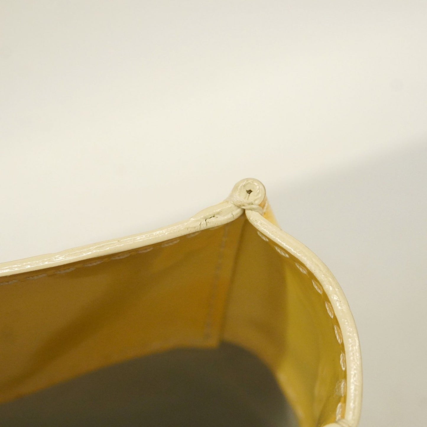 Louis Vuitton Vernis Reed Pm Handbag M91336 Pearl