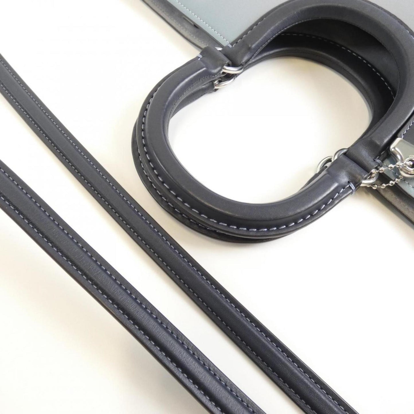Coach Ch592 Handbag