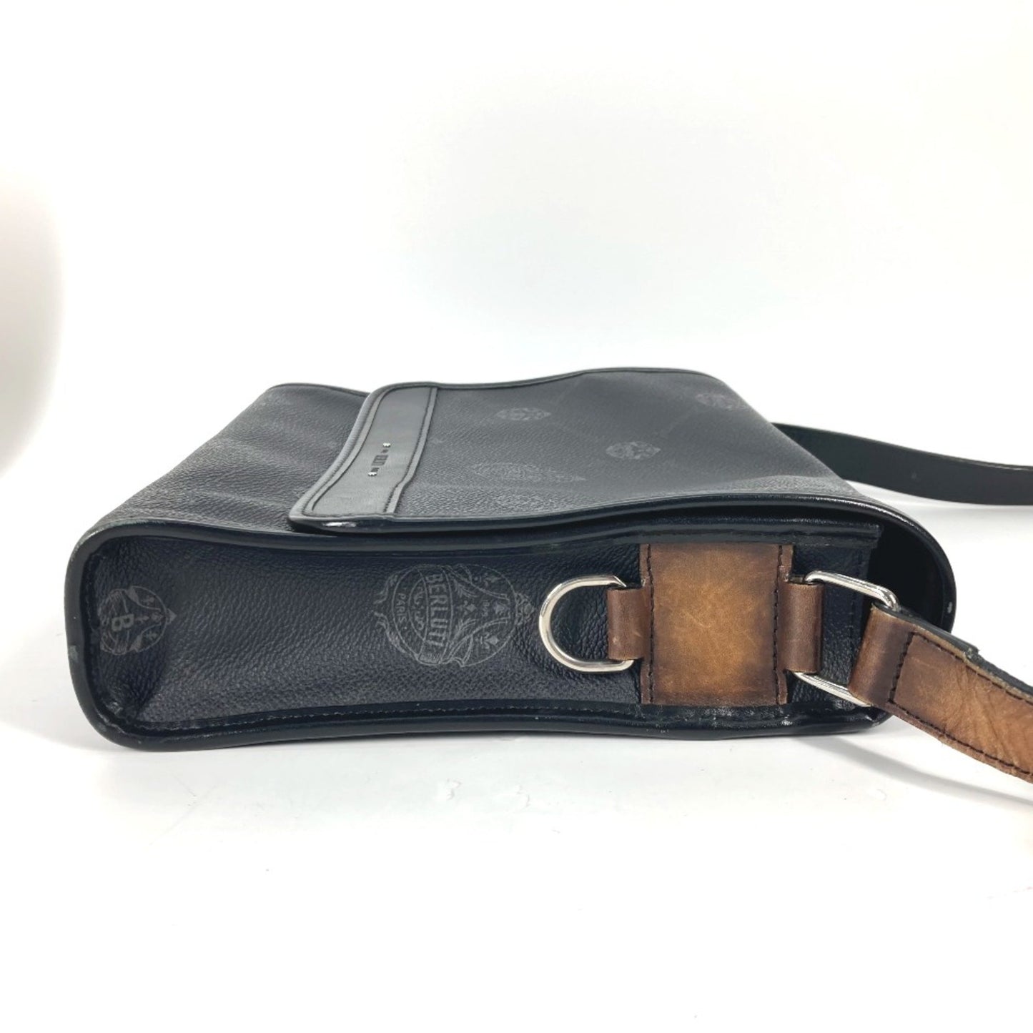 Berlutti Crossbody Flap Messenger Shoulder Bag Blackbased Gray Based