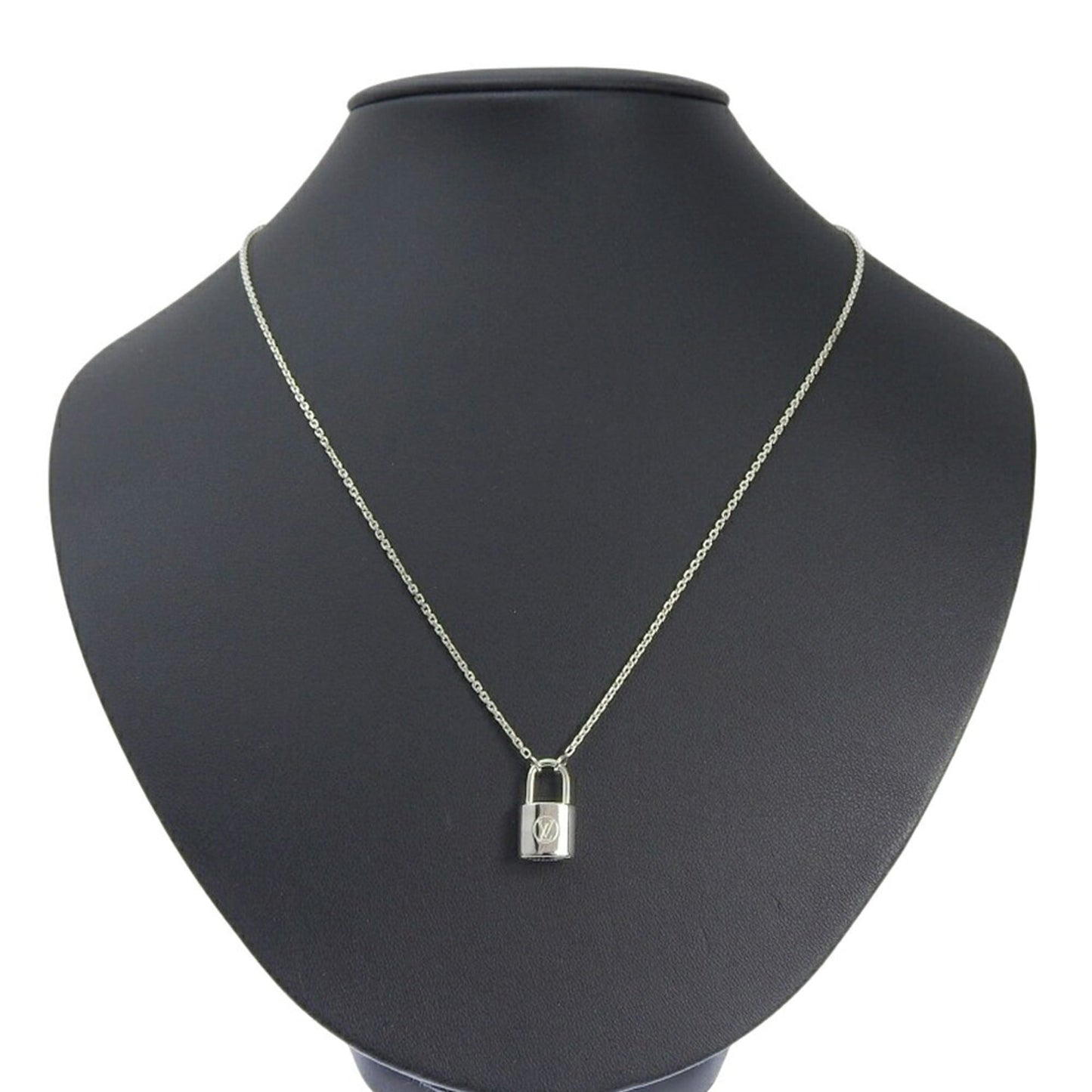 Like New Louis Vuitton Lockit Pendant