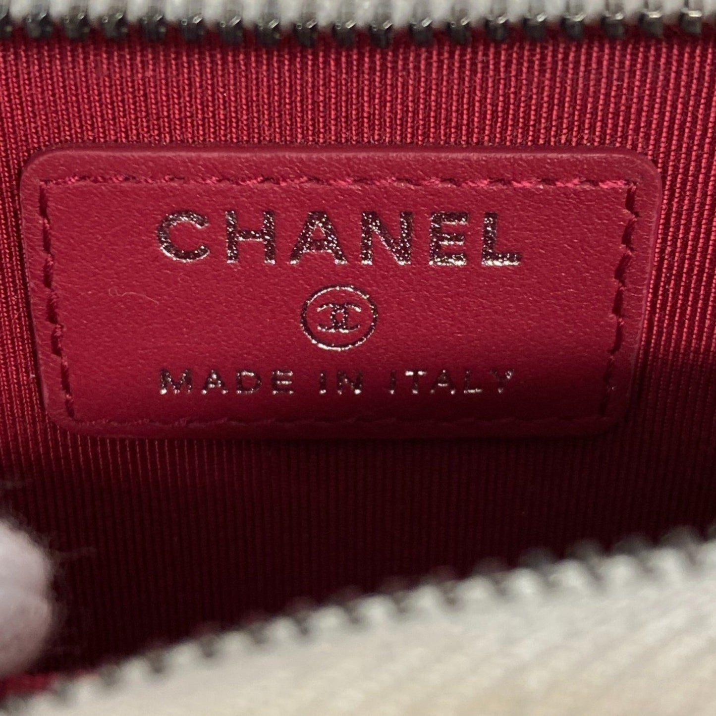 Chanel Gabriel Doux Round Coin Case Wallet White