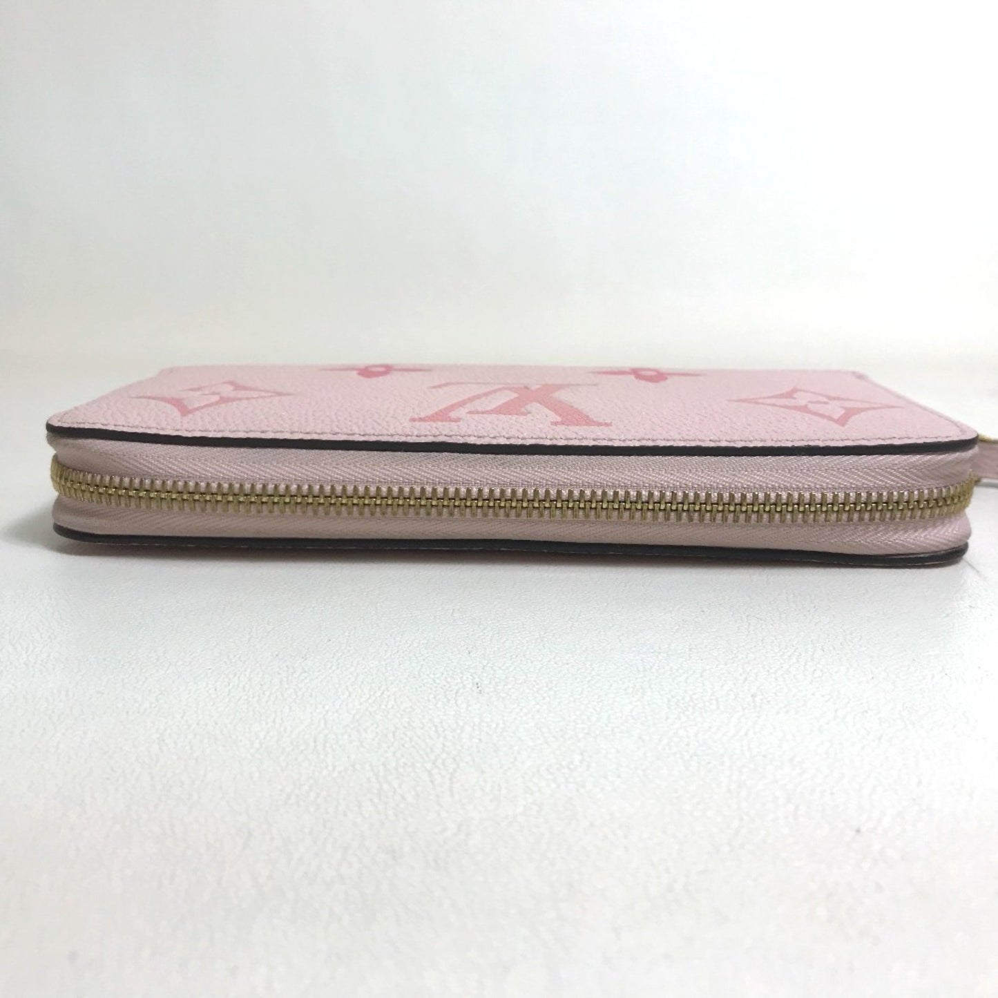 Louis Vuitton M80403 Monogram Empreinte By The Pool Zippy Wallet