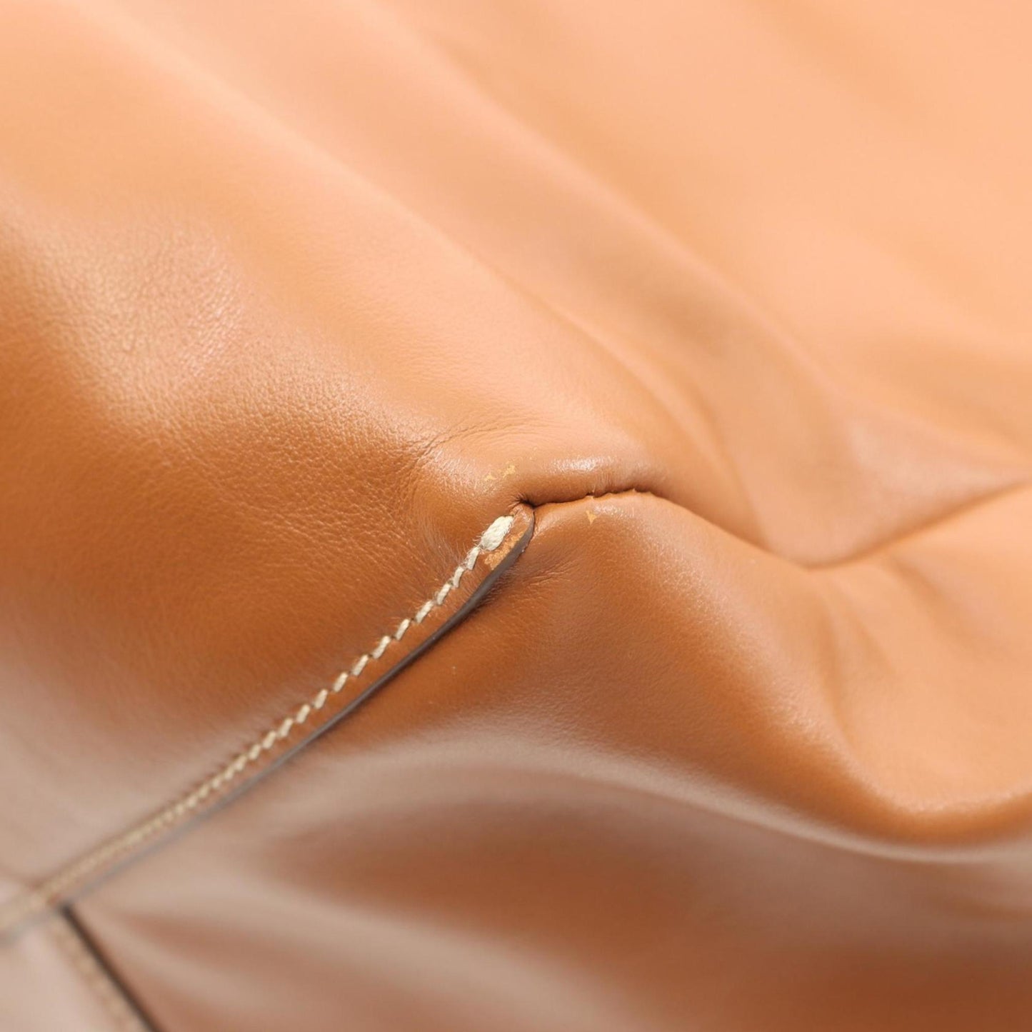 Miu Miu Miu Ivy Large Tote Bag Leather