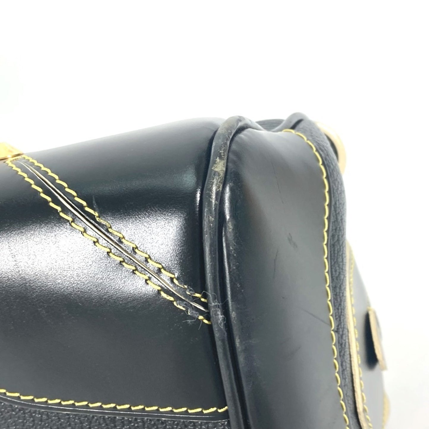 Louis Vuitton M95623 Suhali Studded Radiu Shoulder Bag/Handbag In Leather